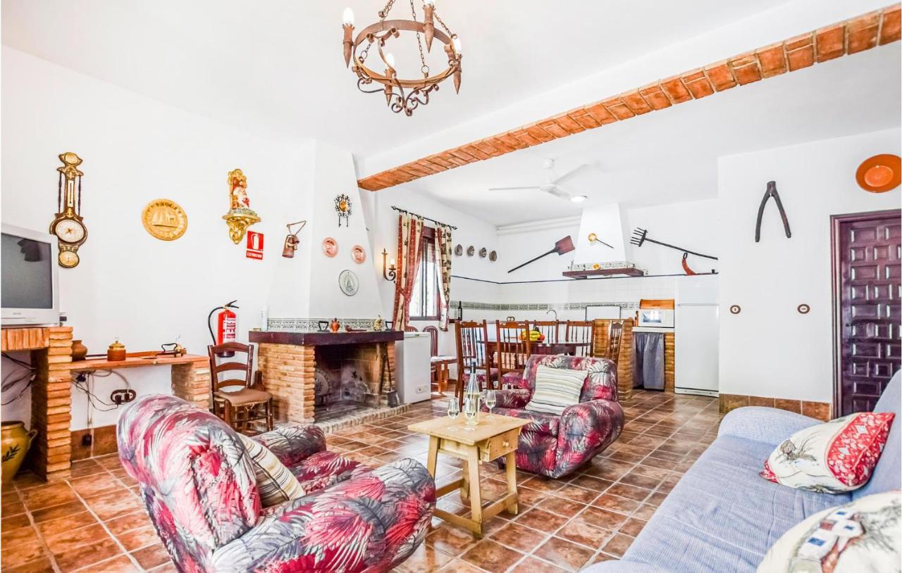 3 Bedroom Awesome Home In Rute Exterior foto