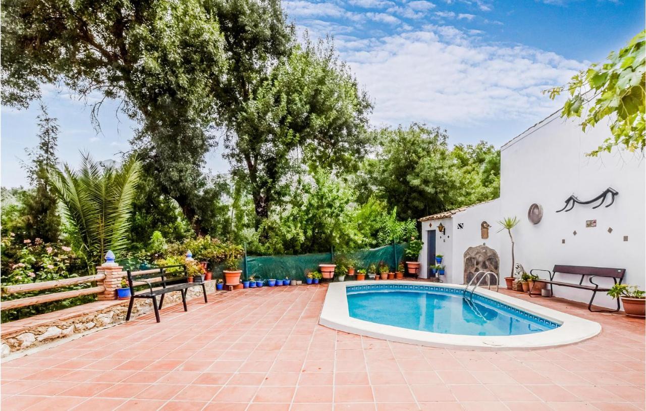 3 Bedroom Awesome Home In Rute Exterior foto
