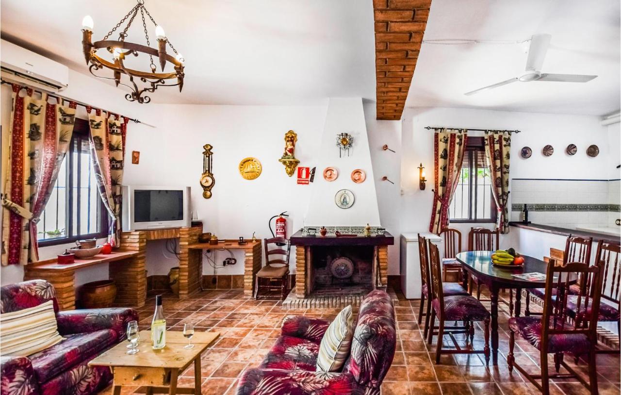 3 Bedroom Awesome Home In Rute Exterior foto