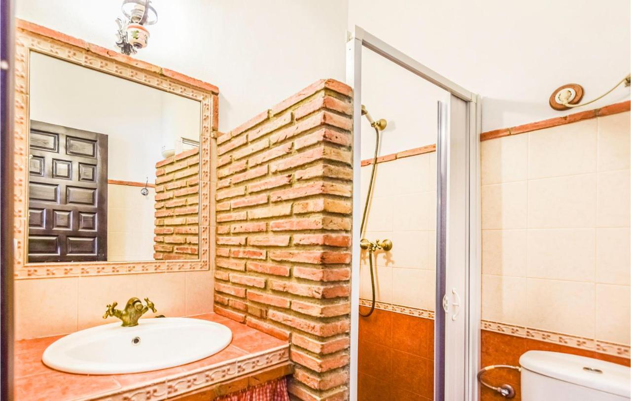 3 Bedroom Awesome Home In Rute Exterior foto